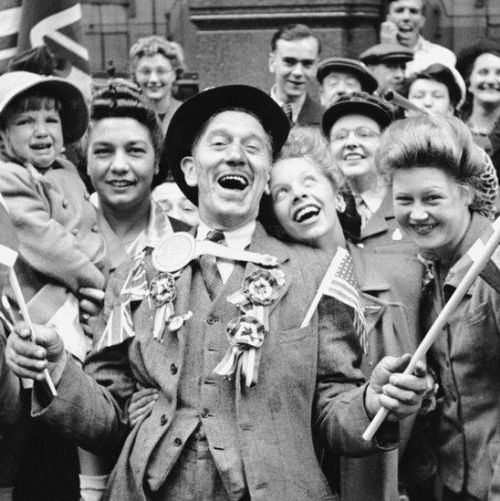 VE day veteran visit