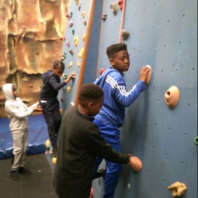 Group1climbwalk22)