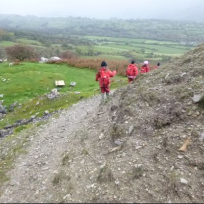 Group3Cave4)1)