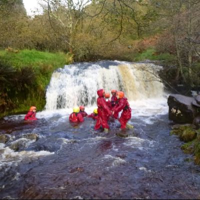 Group4gorge11)2)