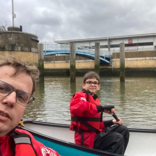 Y6 - Kayaking on the River Roding