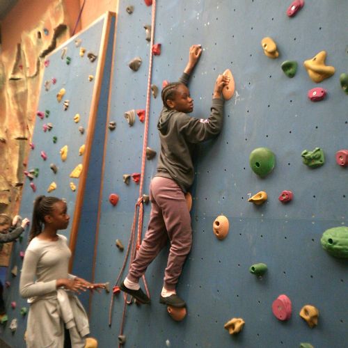 Group1climbwalk16)