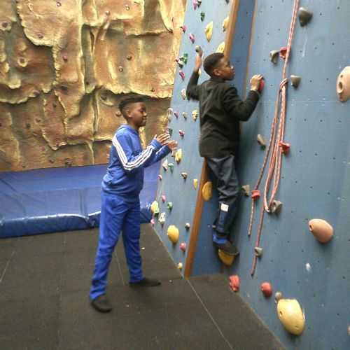 Group1climbwalk9)