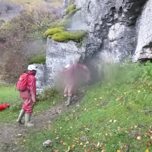 Group3Cave30)1)