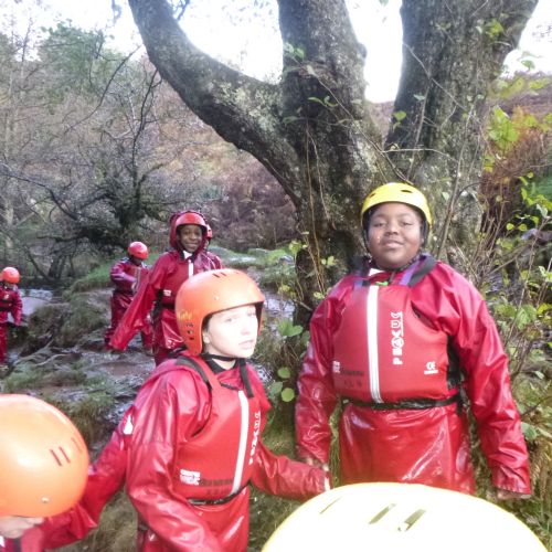 Group4gorge12)2)